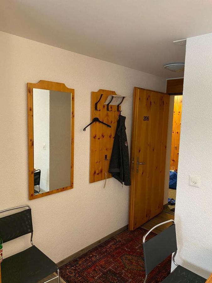 Lovely 1-Bedroom Apartment In The Heart Of Davos Exterior photo